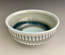 Load image into Gallery viewer, Serving Bowl #3362 Round, Fluted