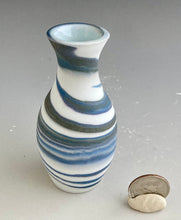 Load image into Gallery viewer, Mini bud vase #10
