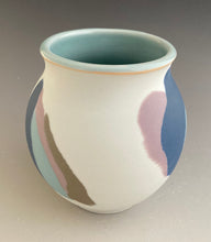 Load image into Gallery viewer, Small Sphere #3351
