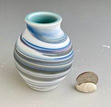 Load image into Gallery viewer, Mini bud vase #1
