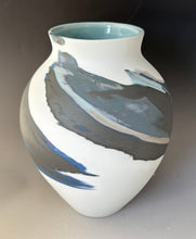 Load image into Gallery viewer, Medium Sphere Vase #3432
