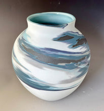 Load image into Gallery viewer, Medium Sphere Vase #3433
