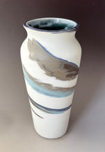 Load image into Gallery viewer, Small Vase #3389
