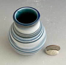 Load image into Gallery viewer, Mini bud vase #2
