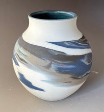 Load image into Gallery viewer, Small Sphere #3438
