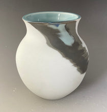 Load image into Gallery viewer, Small Sphere #3282
