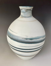 Load image into Gallery viewer, Medium Sphere Vase #2922
