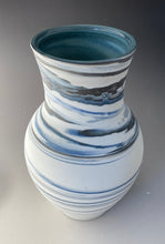 Load image into Gallery viewer, Medium Vase #2903
