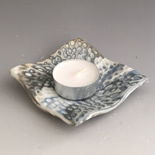 Load image into Gallery viewer, Tealight Candle Holder - pebble carved
